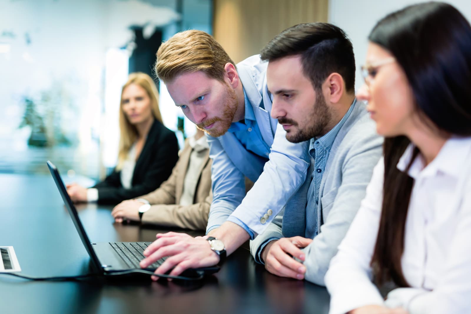 Industry expert providing live mentorship